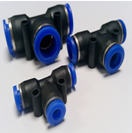 Пневмофитинг цанговый тройник пластик в Ижевске